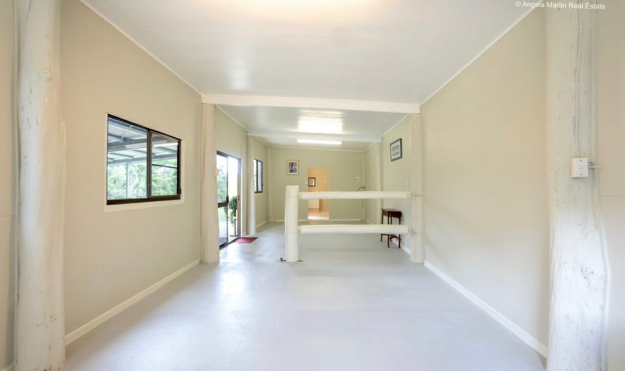8 sanctuary close0002