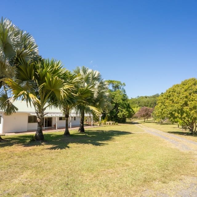 43 Stoney Creek Road, Speewah, Qld 4881