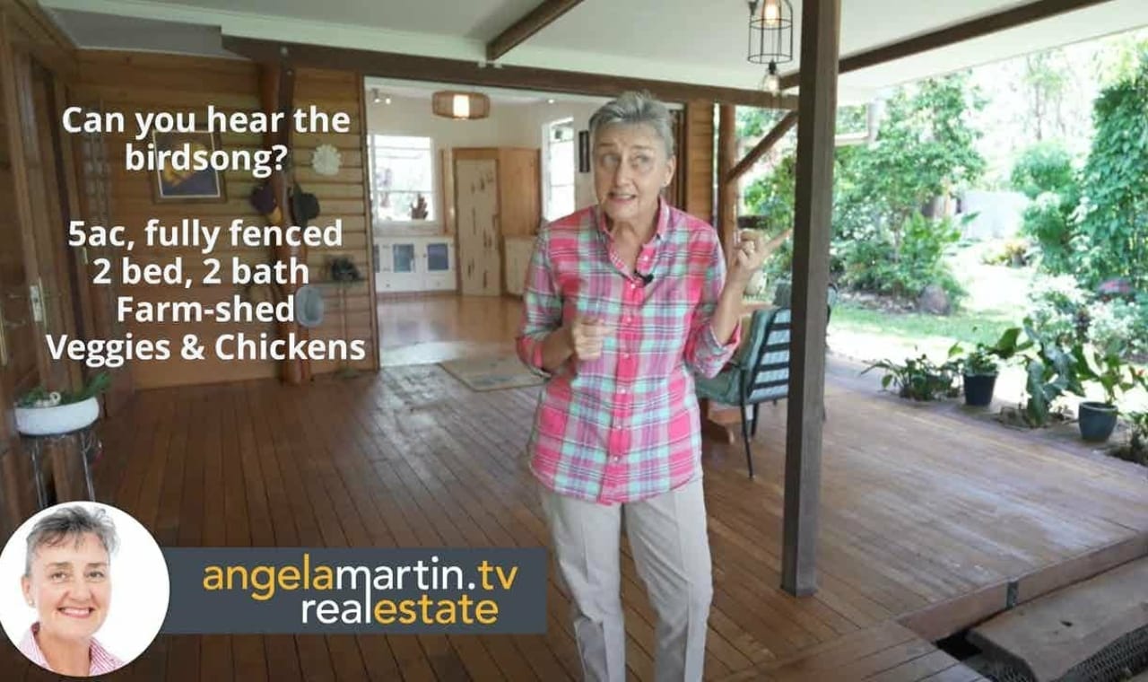 video of 8 Bolton Road