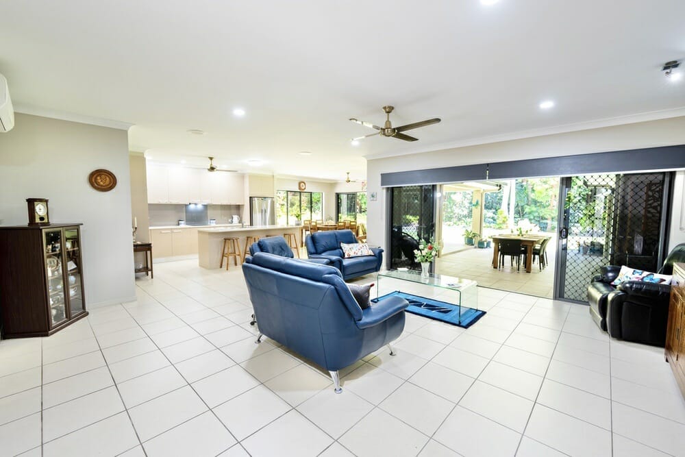 2 Fan Palm Place8