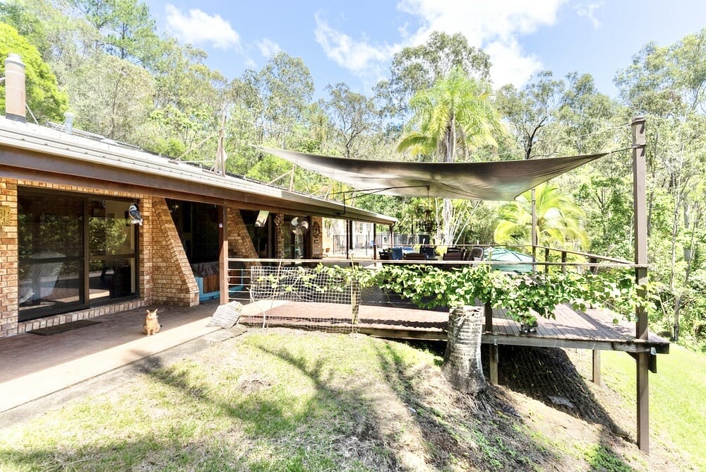 52 Forest Close, 0025