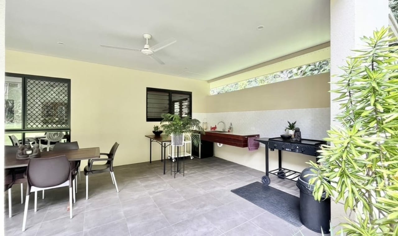 2b Fairyand road0032